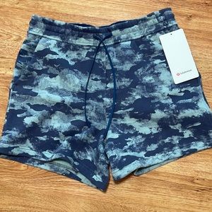 NWT Lululemon Loungeful HighRise shorts